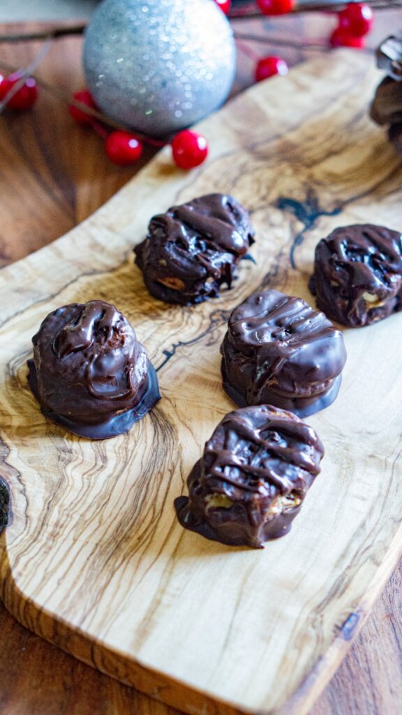 Healthy Banana Snickers Bars