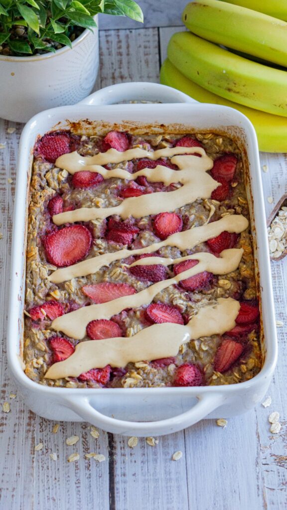 Strawberry Vanilla Baked Oats