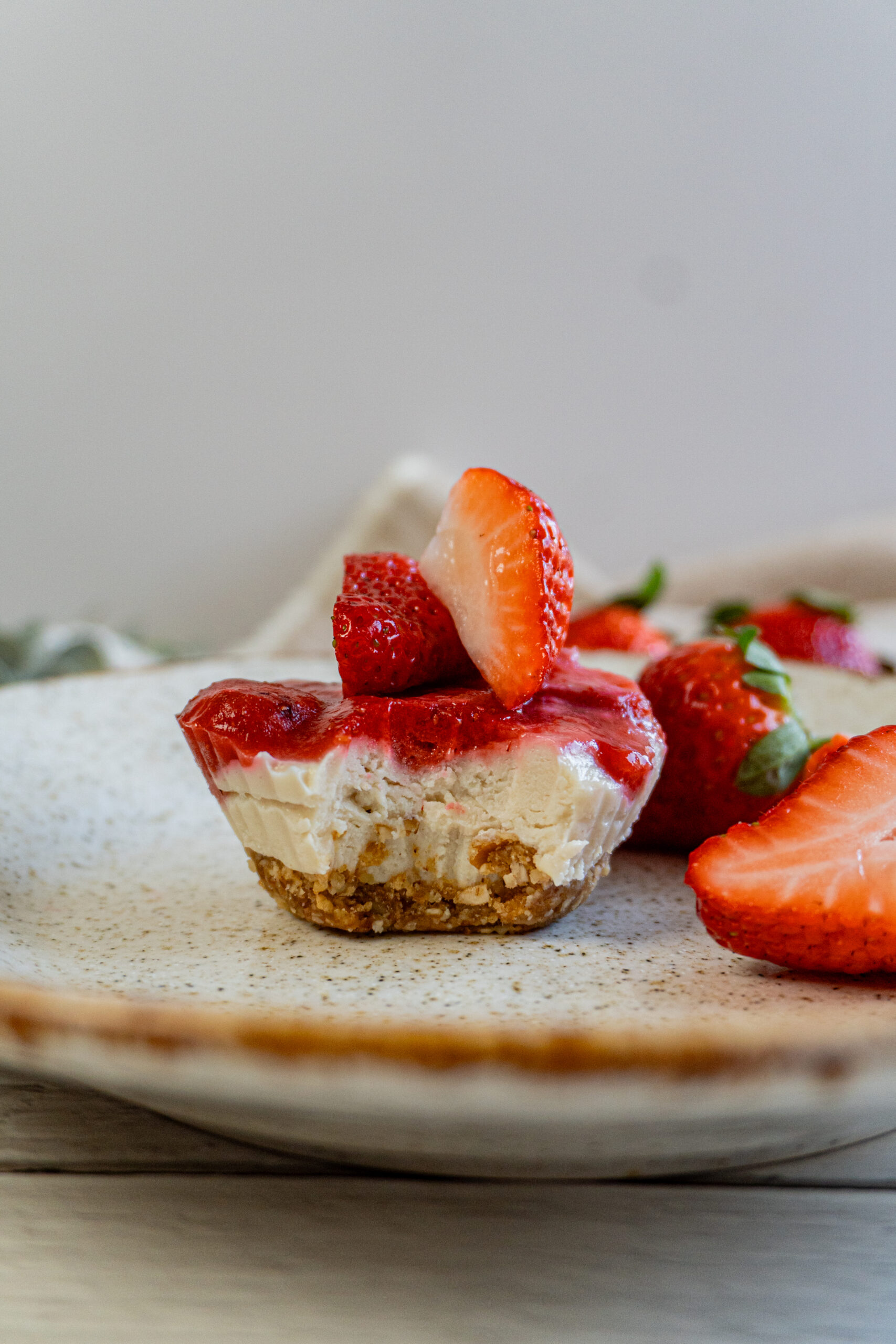 vegan-cheesecake-bite