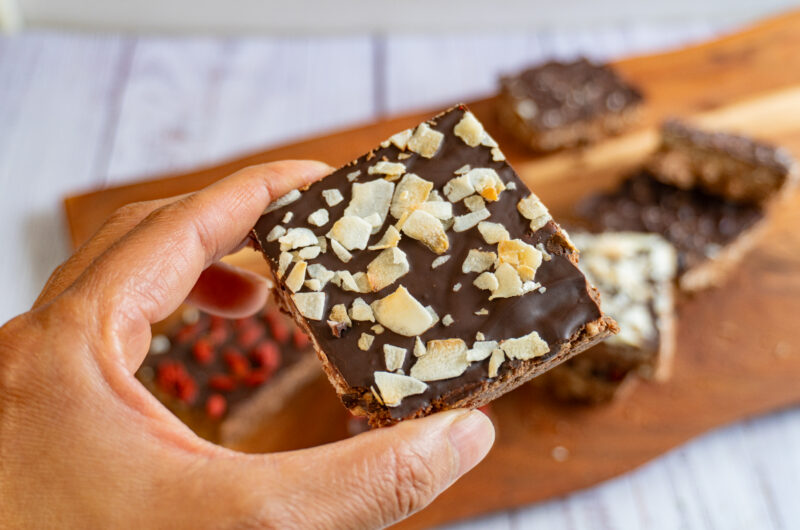 Crispy, No-bake and Macro-friendly Protein Bar